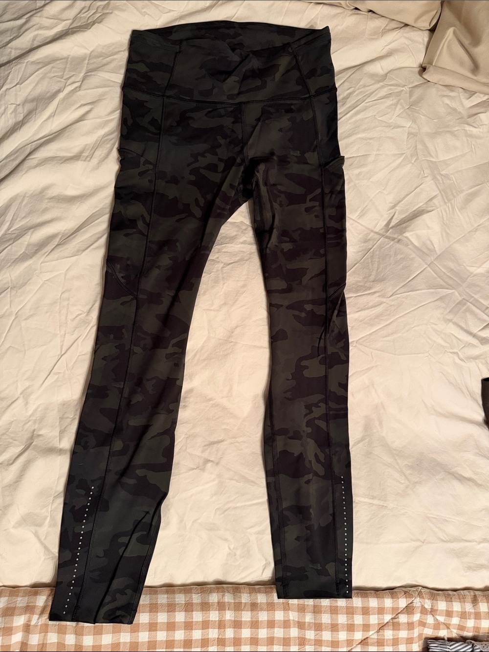 lululemon Dark Gray Black Camo Leggings